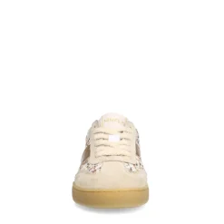 Manfield Beige bouclé sneakers met gouden details^DAMES Sneakers