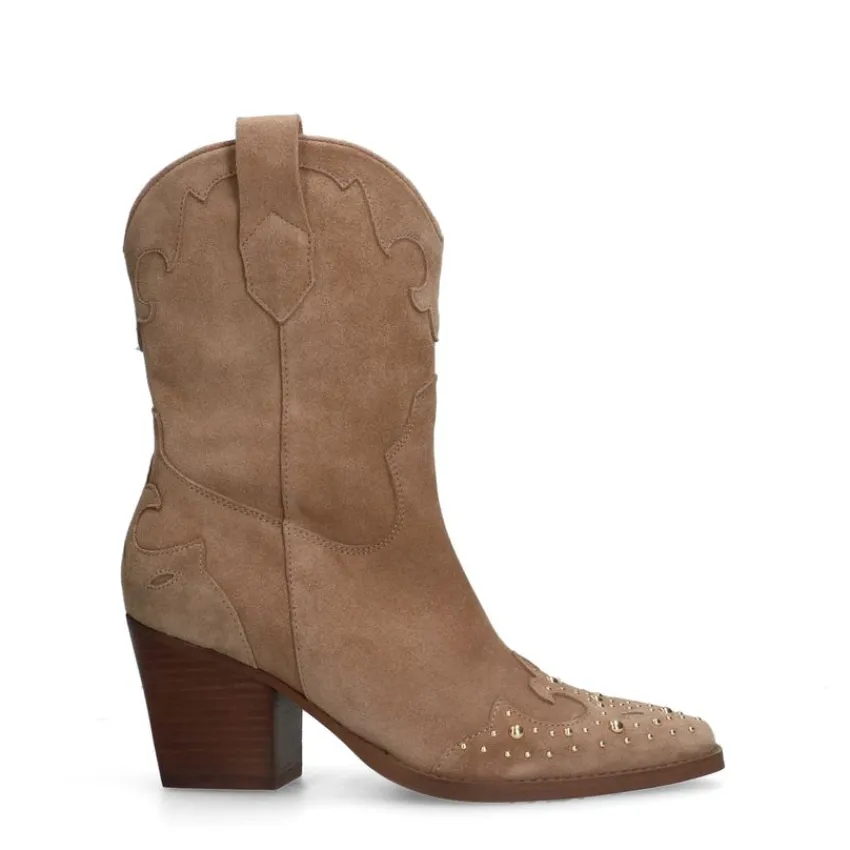 Manfield Beige suède cowboylaarzen met goudkleurige studs^DAMES Enkellaarsjes
