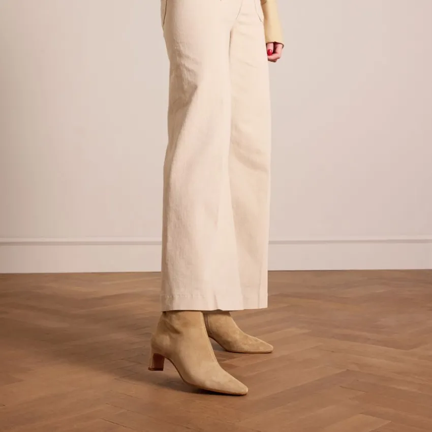 Manfield Beige suède enkellaarsjes met hak^DAMES Enkellaarsjes