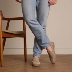 Manfield Beige suède loafers^Heren Loafers