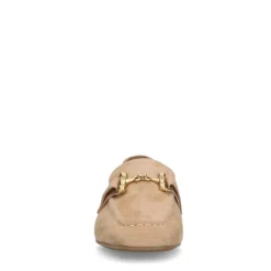 Manfield Beige suède loafers met goudkleurig detail^DAMES Loafers