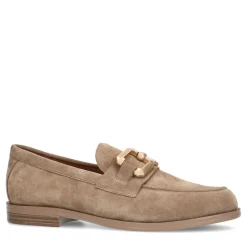 Manfield Beige suède loafers met vierkanten chain^DAMES Loafers