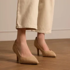 No Stress Beige suède pumps^DAMES Pumps