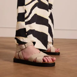 Manfield Beige suède sandalen^DAMES Sandalen