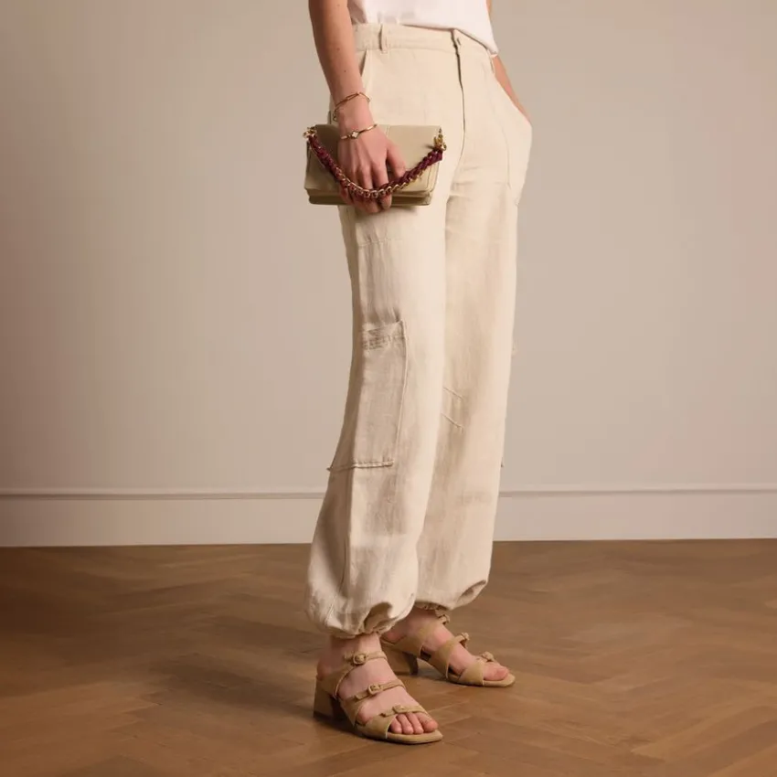 Manfield Beige suède sandalen met hak en gespjes^DAMES Sandalen