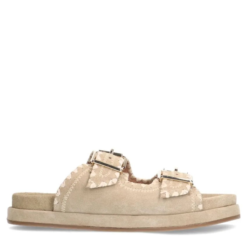 Manfield Beige suède slippers met witte details^DAMES Sandalen
