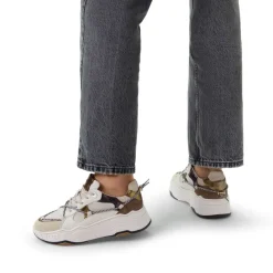 Manfield Beige suède sneakers met details^DAMES Sneakers