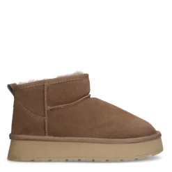 Manfield Beige suède snowboots^DAMES Enkellaarsjes