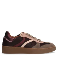 Manfield Bordeaux rode suède sneakers met details^DAMES Sneakers