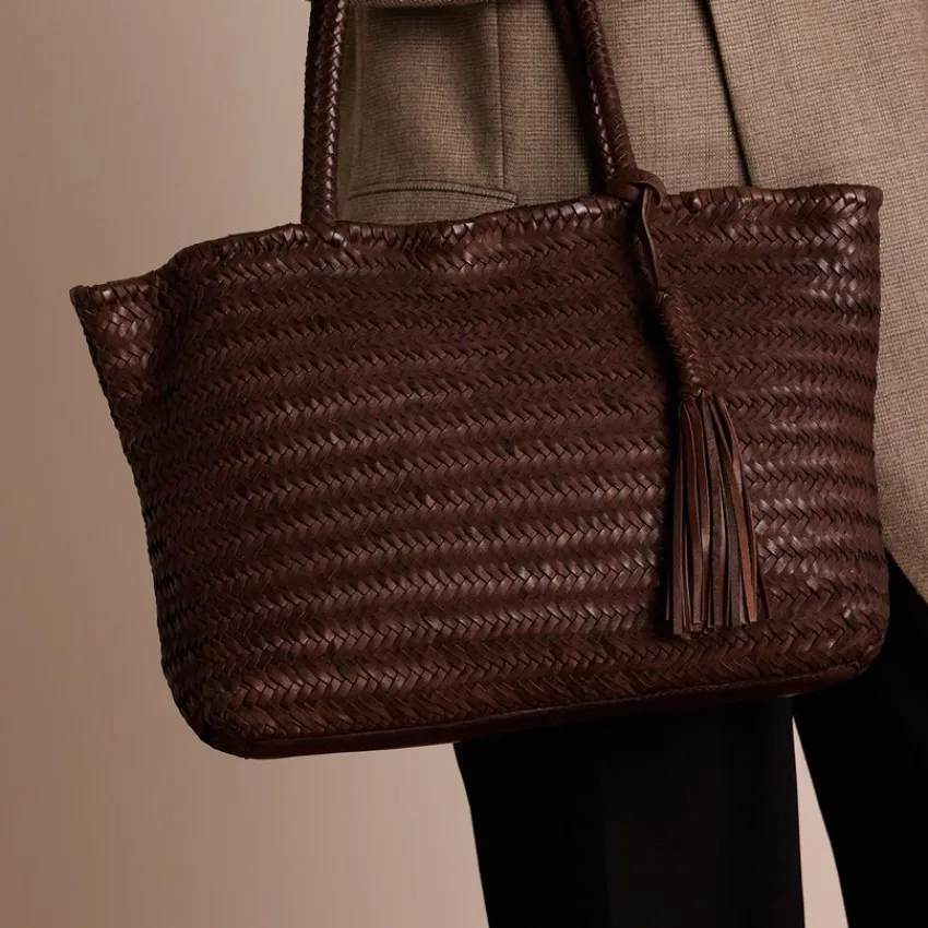 Manfield Bruine leren gevlochten handtas^ Handtassen