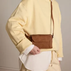 Manfield Cognac leren croco clutch^ Clutches