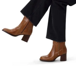 Manfield Cognac leren enkellaarsjes met hak^DAMES Enkellaarsjes