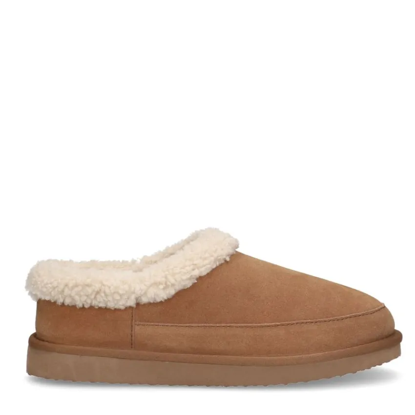 Manfield Cognac suède pantoffels met imitatie wol^Heren Pantoffels