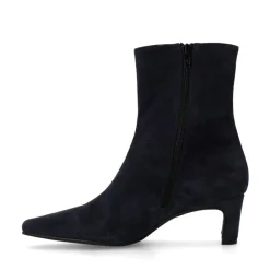 Manfield Donkerblauwe suède enkellaarsjes met hak^DAMES Enkellaarsjes