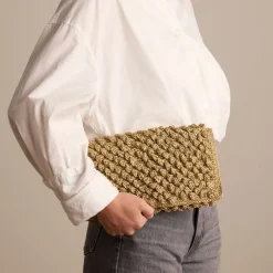 Manfield Gouden clutch met gebreide details^ Clutches