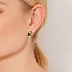 Manfield Goudkleurige gekruiste oorbellen^ Sieraden