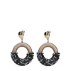 Manfield Goudkleurige oorbellen met zwarte glaskralen^ Sieraden