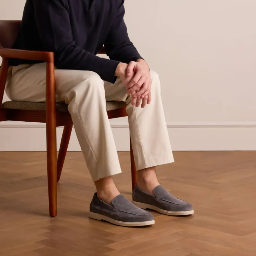 Manfield Grijze suède loafers^Heren Loafers