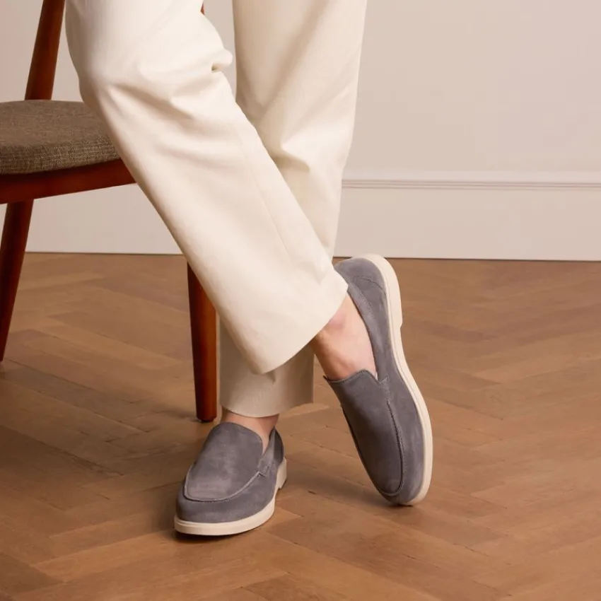 Manfield Grijze suède loafers^Heren Loafers