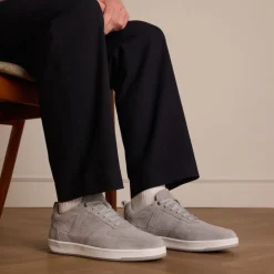 Manfield Grijze suède sneakers^Heren Sneakers