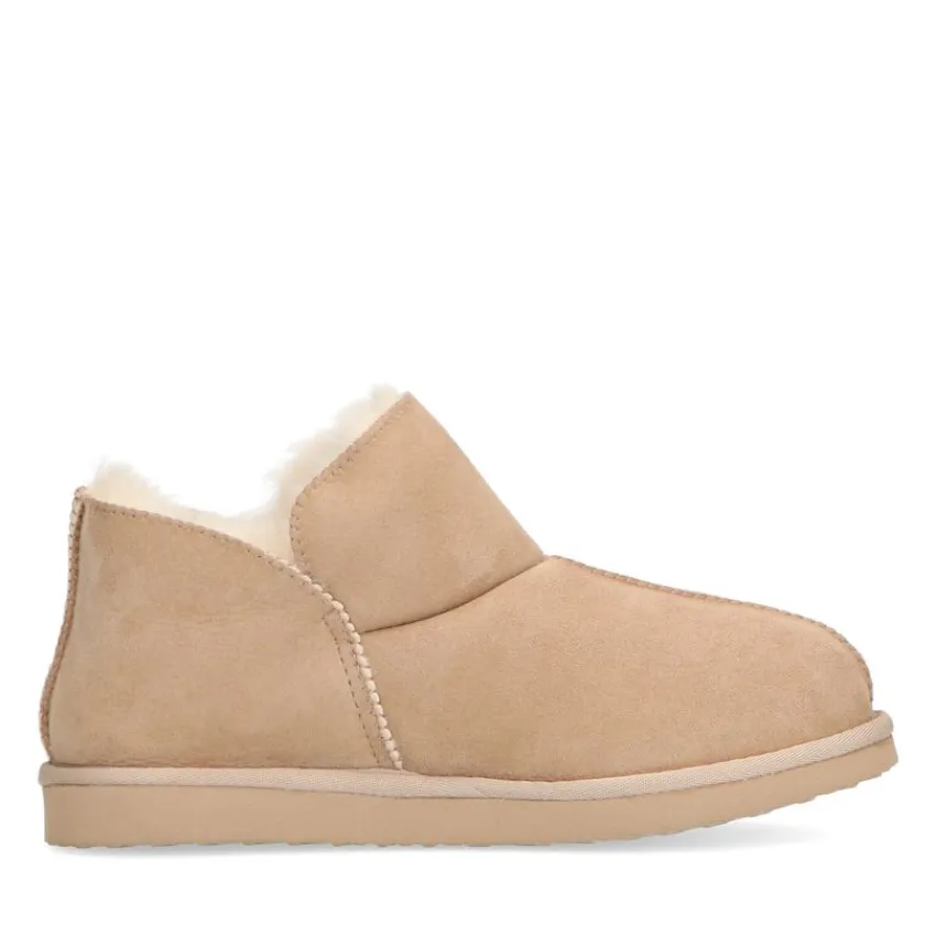 Manfield Hoge beige pantoffels met wollen voering^DAMES Pantoffels