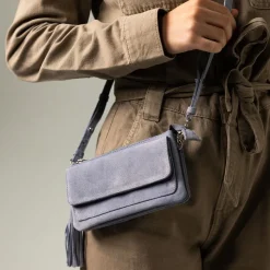 Manfield Licht blauwe suède clutch^ Clutches