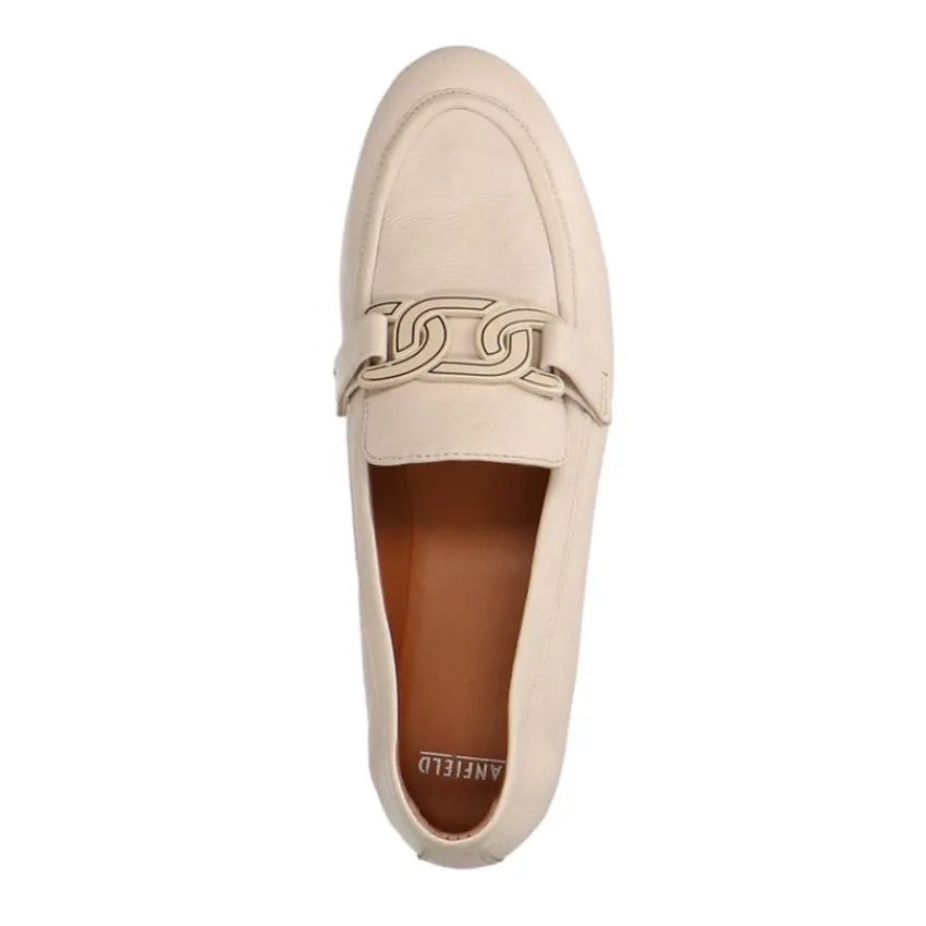 Manfield Roomwitte leren loafers met detail^DAMES Loafers