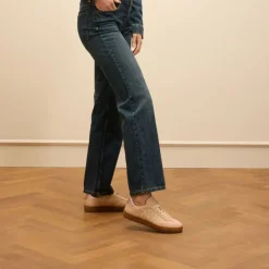 Manfield Roze leren sneakers met suède details^DAMES Sneakers