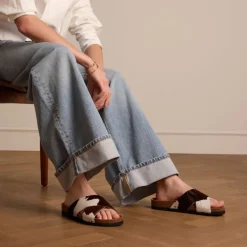 Manfield Slippers met cow print^DAMES Slippers