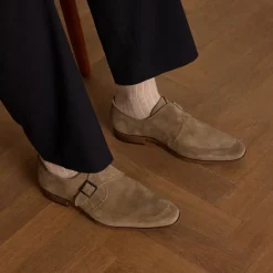 Manfield Taupe suède gespschoenen^Heren Gespschoenen
