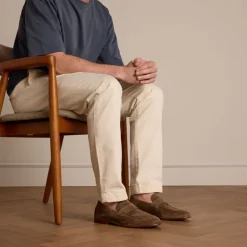 Manfield Taupe suéde loafers^Heren Loafers