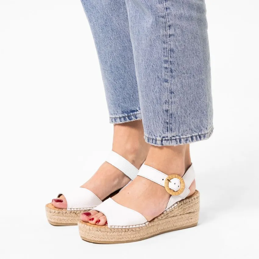 Manfield Witte leren sleehakken^DAMES Espadrilles|Sandalen