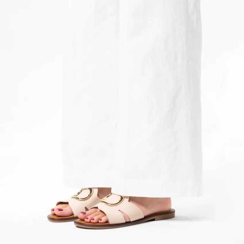 Manfield Witte leren slippers met chain^DAMES Slippers