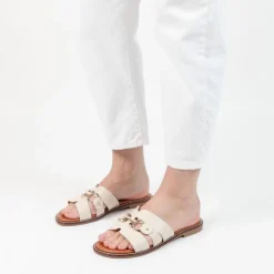 Manfield Witte leren slippers met goudkleurig bitje^DAMES Slippers