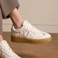 Manfield Witte leren sneakers^DAMES Sneakers