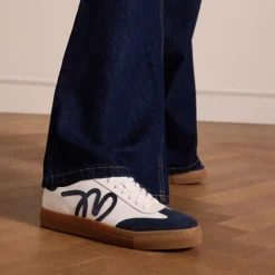 Manfield Witte leren sneakers met suède details^DAMES Sneakers