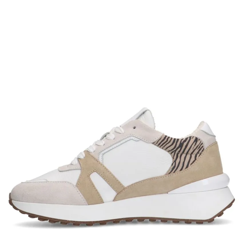 Manfield Witte leren sneakers met suède details^DAMES Sneakers