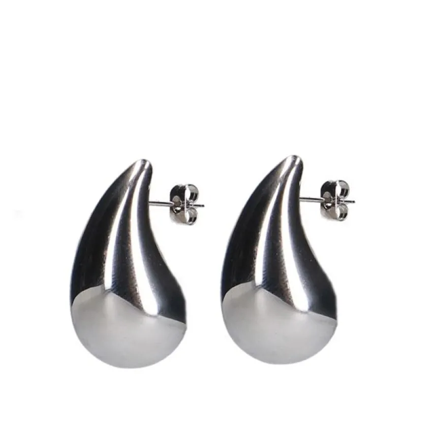 Manfield Zilverkleurige druppel oorbellen M^ Sieraden