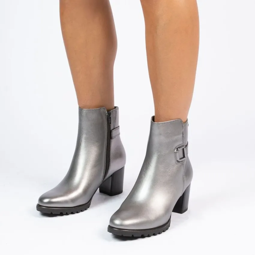 No Stress Zilverkleurige leren enkellaarsjes met hak^DAMES Enkellaarsjes