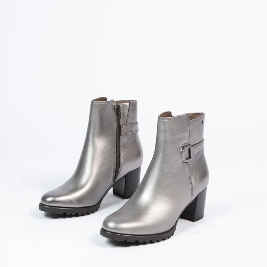 No Stress Zilverkleurige leren enkellaarsjes met hak^DAMES Enkellaarsjes