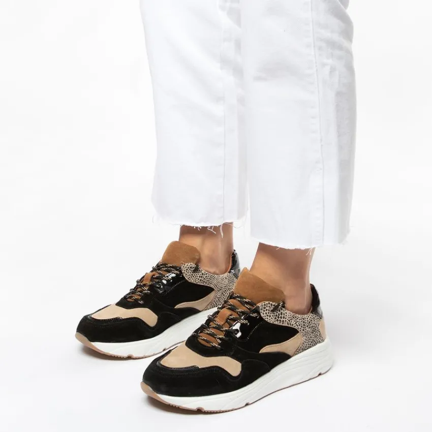 Manfield Zwarte lage sneakers met cheetahprint^DAMES Sneakers