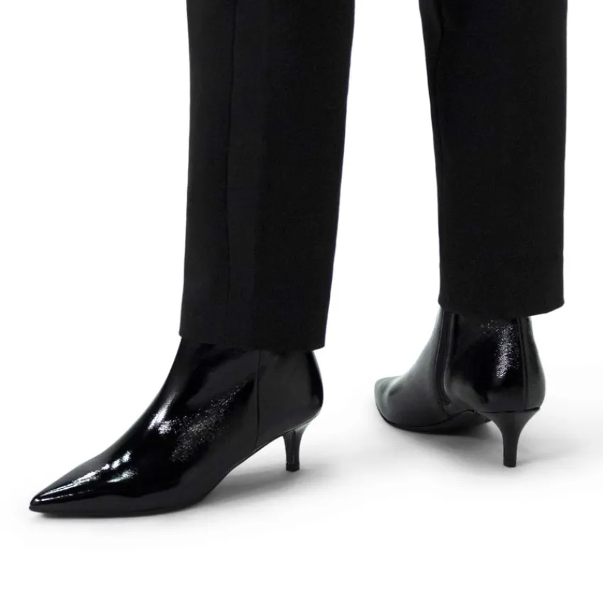 Manfield Zwarte lak leren enkellaarsjes met hak^DAMES Enkellaarsjes