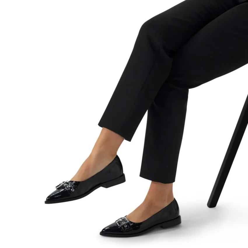 Manfield Zwarte lakleren loafers^DAMES Loafers