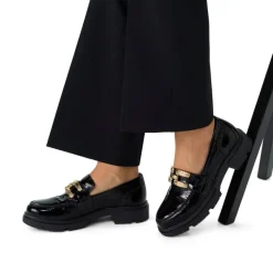 Manfield Zwarte lakleren loafers^DAMES Loafers