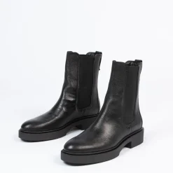 Manfield Zwarte leren chelsea boots^DAMES Enkellaarsjes