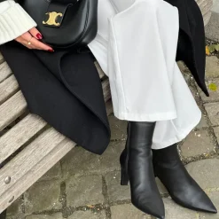 Manfield Zwarte leren enkellaarsjes met hak^DAMES Enkellaarsjes