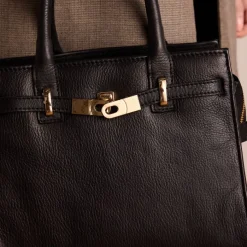 Manfield Zwarte leren handtas^ Handtassen