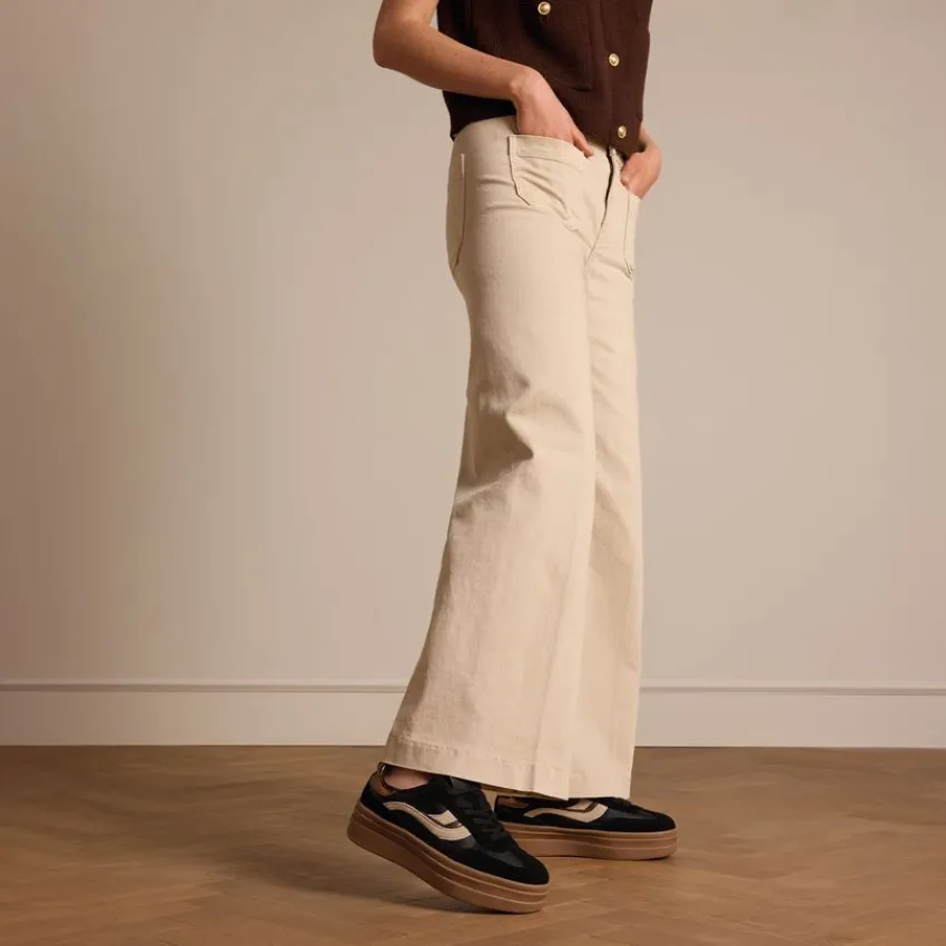 Manfield Zwarte leren sneakers met suède details^DAMES Sneakers