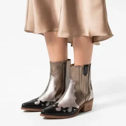 Manfield Zwarte metallic cowboy laarzen^DAMES Enkellaarsjes