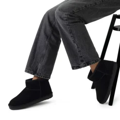 Manfield Zwarte suède boots^DAMES Enkellaarsjes